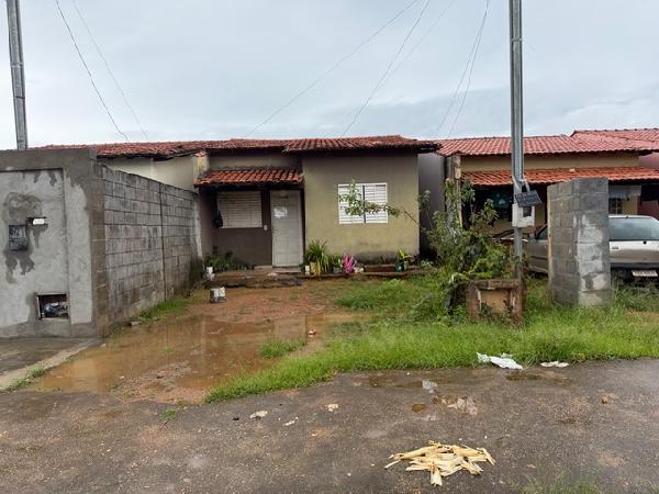 Casa, Vila Divineia, Padre Bernardo, GO