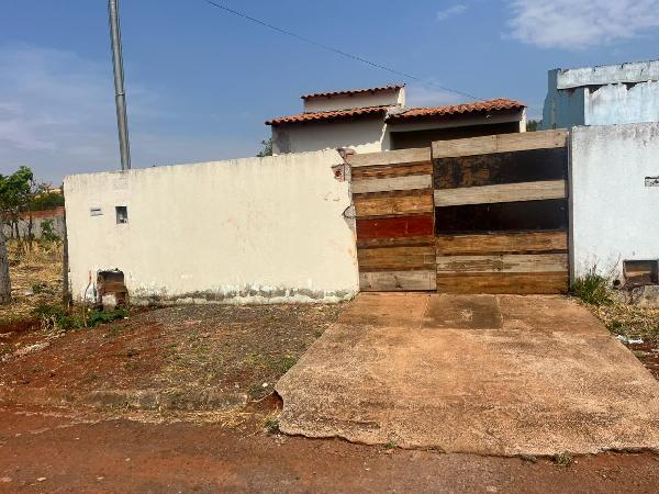 Casa, Setor Aeroporto Muti, Planaltina, GO