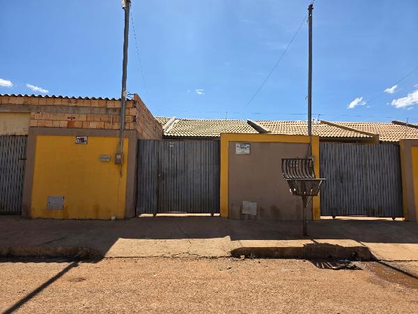 Casa, Parque Estrela Dalva Ix, Luziânia, GO