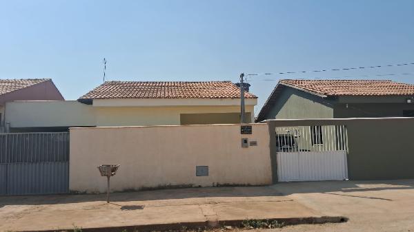 Casa, Vila Divineia, Padre Bernardo, GO