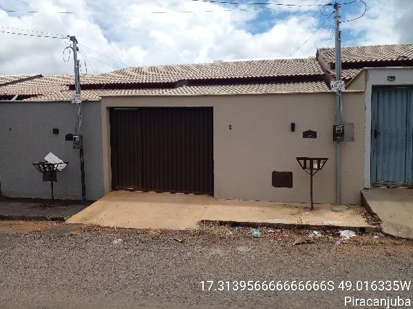 Casa, Setor Lima, Piracanjuba, GO