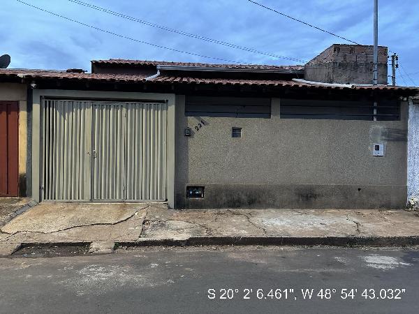 Casa, Ipe Amarelo, Frutal, MG