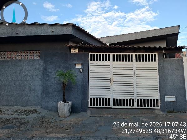 Casa, Conjunto Habitacional Margarida Raymundo, Jaboticabal, SP