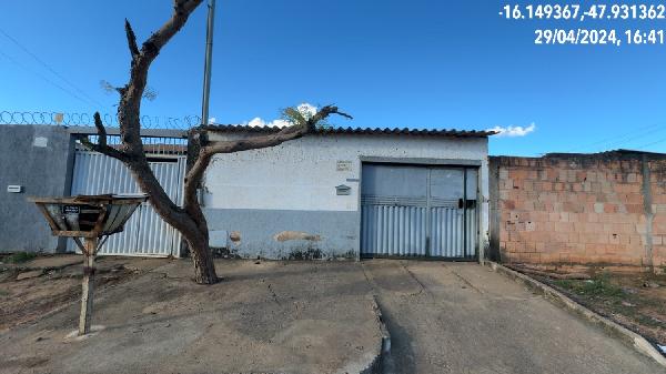Casa, Parque Industrial Mingone, Luziânia, GO