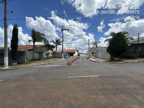 Casa, Residencial Florais do Planalto, Valparaíso de Goiás, GO