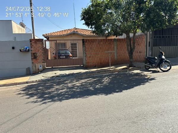 Casa, Jardim Brasil, Iacanga, SP