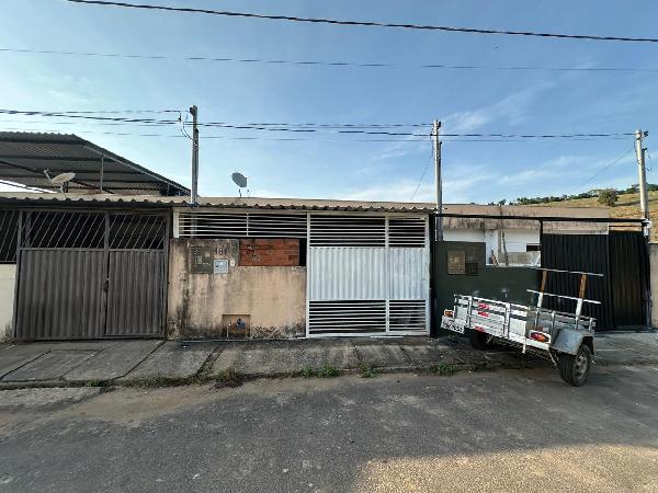 Casa, Área 1 - Vermelho, Muriaé, MG