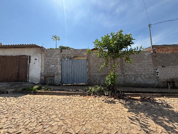 Casa, Residencial São Frei Galvão, Divinopolis, MG