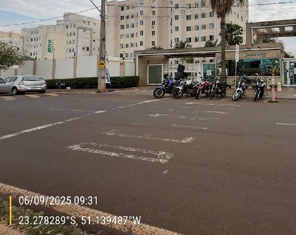 Apartamento, Conjunto Habitacional Doutor Farid Libos, Londrina, PR