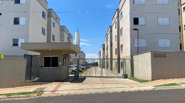 Apartamento, Conjunto Semiramis Barros Braga, Londrina, PR