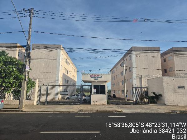 Apartamento, Loteamento Residencial Pequis, Uberlândia, MG