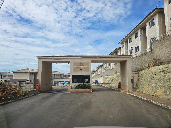 Apartamento, Fazenda Saia Velha, Luziânia, GO