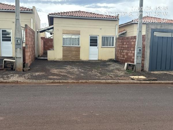 Casa, Residencial e Comercial Figueiredo Felip, Altinopolis, SP