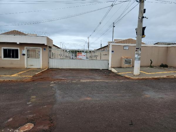 Casa, Chacaras Brasil A, Valparaíso de Goiás, GO