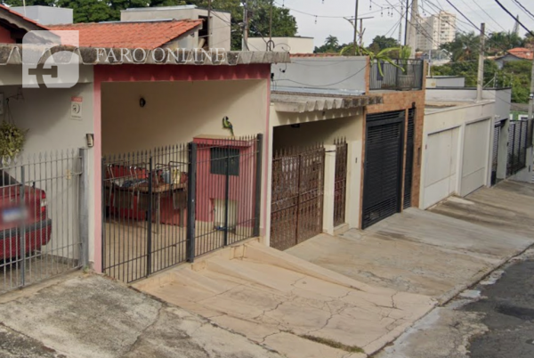 Lote 01 - um prédio residencial sob n 114 com área construída de 82,865 m²