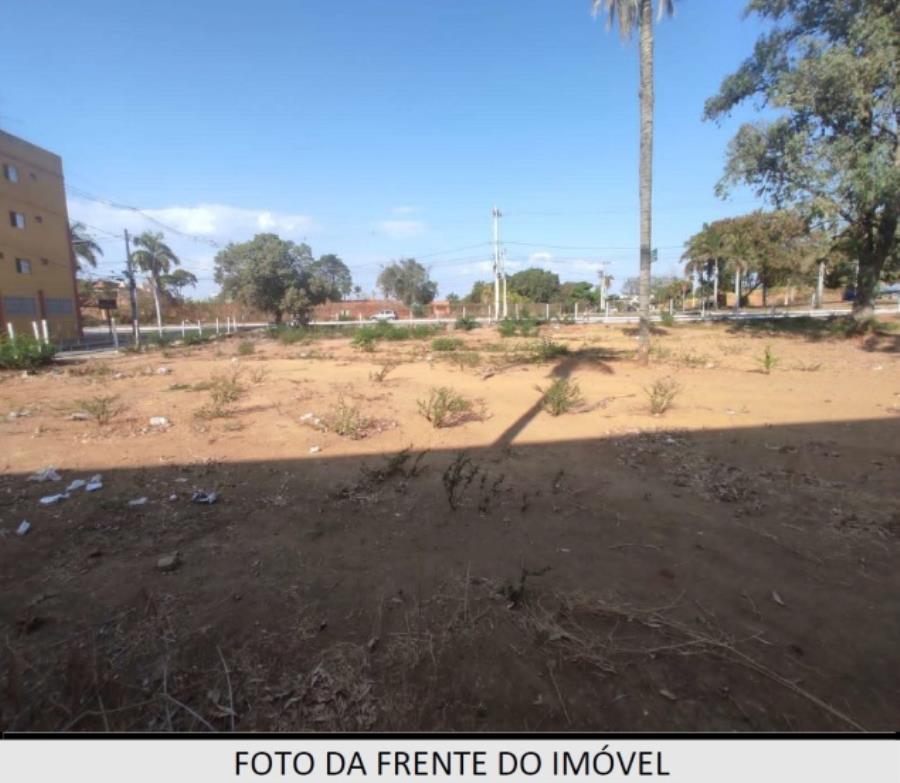 Montes Claros/MG - Santa Eugênia - Terreno com 7673m²