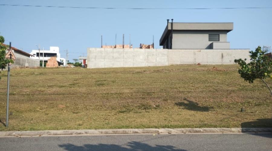 Taubaté/SP - Itapecerica - Terreno com 305m²