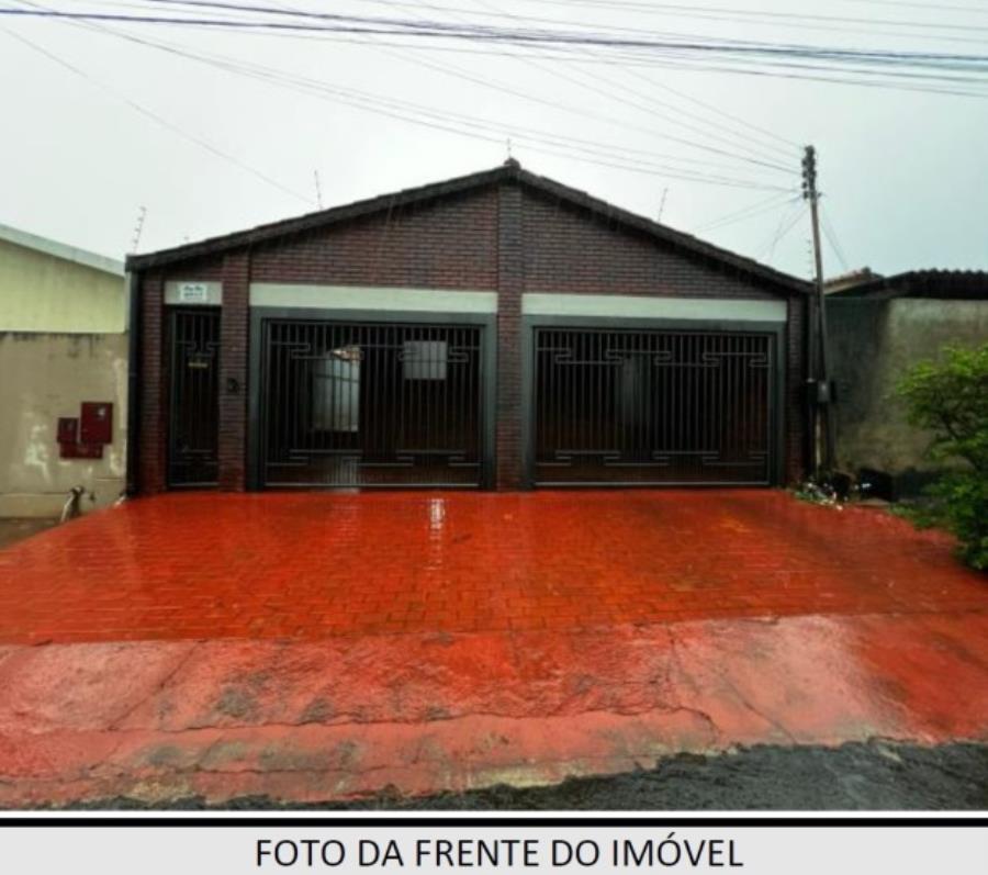 Rio Verde/GO - Jardim São Tomaz - Casa com 198m²