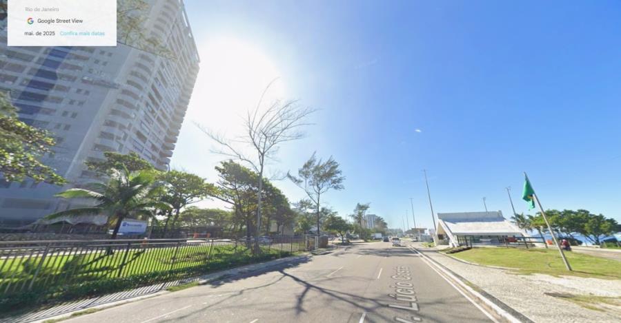 Rio de Janeiro/RJ - Barra da Tijuca - Apartamento com 67m²