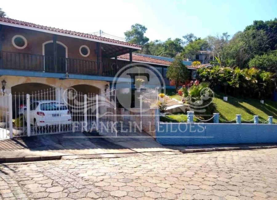 Casa 515,53m² 3 dorm sendo 1 suíte - centro - piracaia