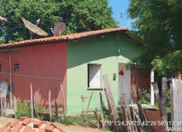 Imóvel Urbano Residencial, Casa situada na Rua 03, nº 65, Quadra E, Lote 17, Bairro Bacurizeiro, município de Altos - PI