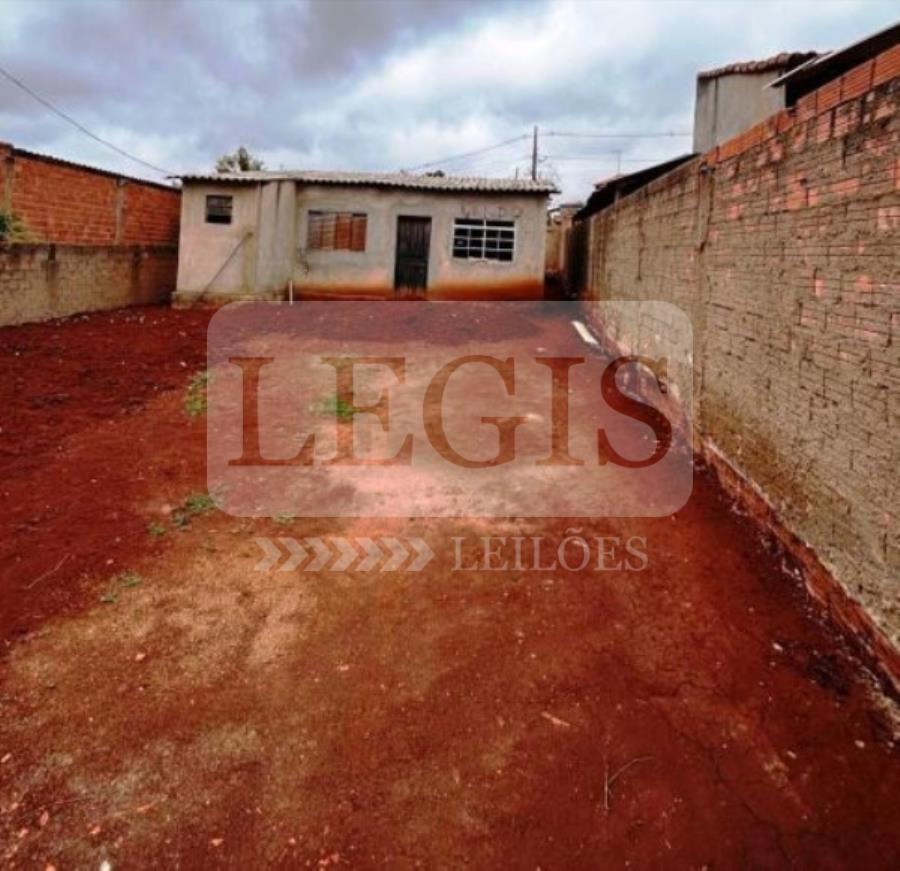 Capão bonito-sp/imóveis - direitos possessórios s/ imóvel residencial c/ a.t 243,86m²