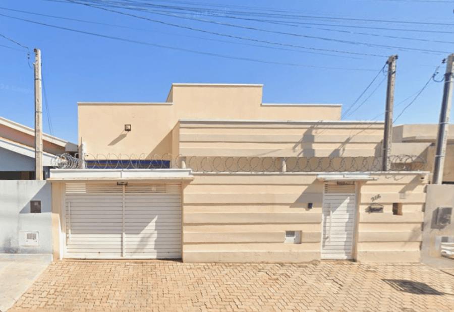 Presidente epitácio - casa e seu terreno com área de 200m²