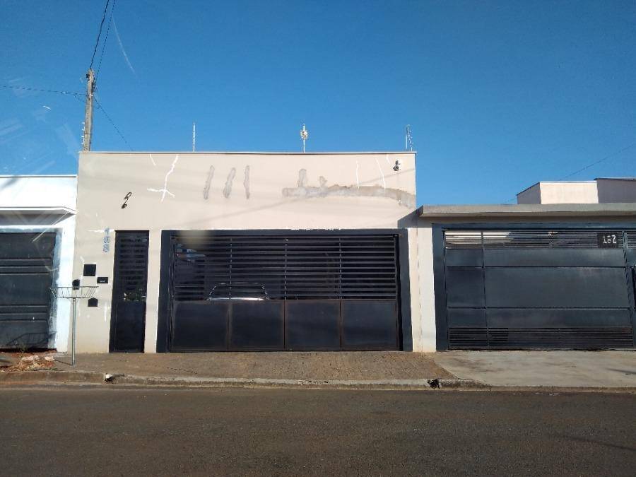 Casa à venda na Rua Professora Rozany Martins de Barros Jorge - Piracicaba/SP