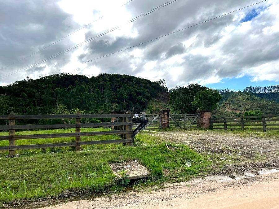 Lote à venda na Rua José Jerônymo Peixer - São João Batista/SC