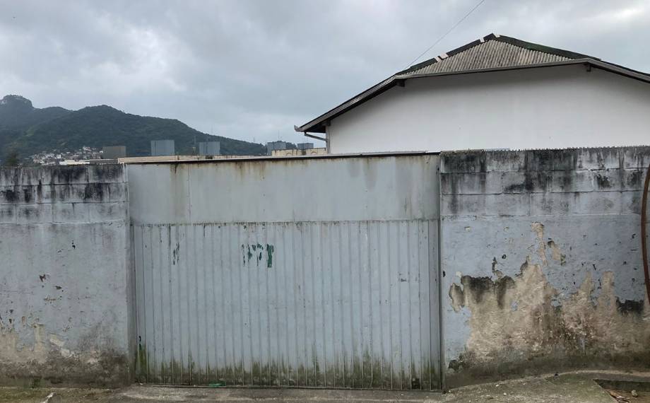 Apartamento à venda na Rua Bertoldo Simão de Oliveira - Biguaçu/SC