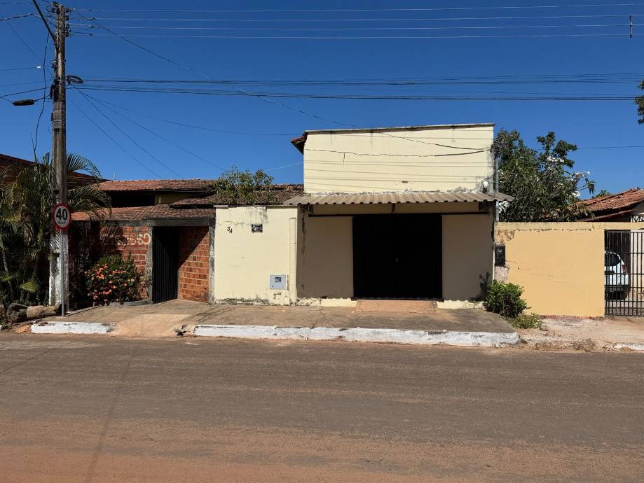 Casa à venda na Rua Antonio Cizílio Dos Santos - Campos Lindos/TO
