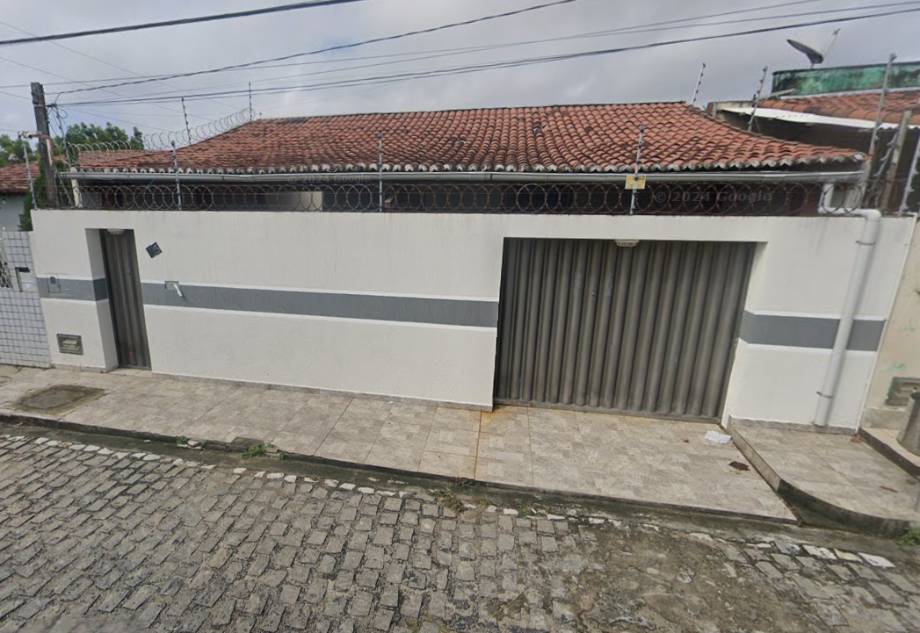 Casa à venda na Rua Adjair Gonçalo da Rocha - Parnamirim/RN