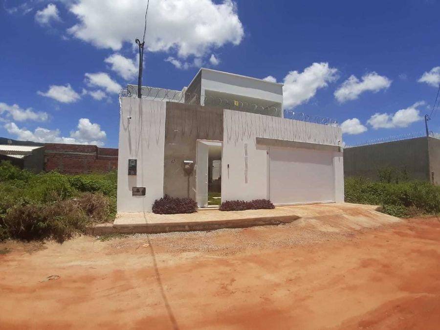 Casa à venda na Rua Ásia - Brumado/BA