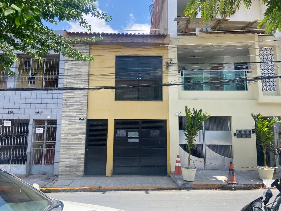 Casa à venda na Rua Horácio Antônio de Barros - Vitória de Santo Antão/PE