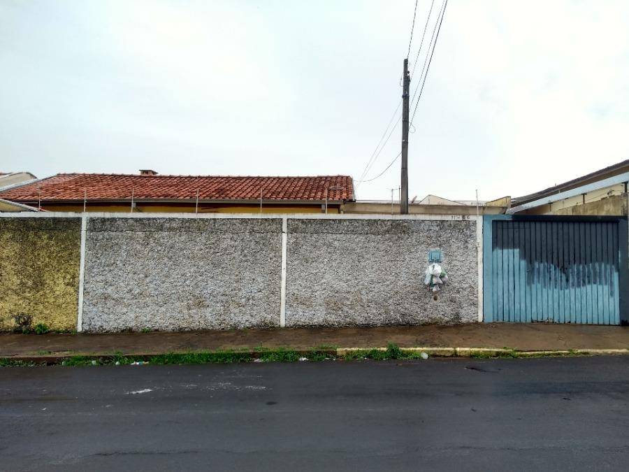 Casa à venda na Rua José Santiago - Bauru/SP