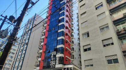 Apartamento à venda na Rua Jorge Tibiriça - Santos/SP