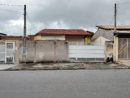 Casa à venda na Rua Sebastião Procópio De Oliveira - Taubaté/SP