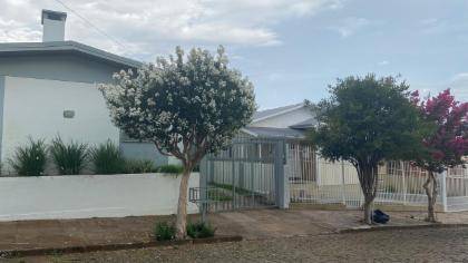 Casa à venda na Rua Santo Antônio - Vacaria/RS