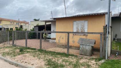 Casa à venda na Rua Maua - Tapes/RS