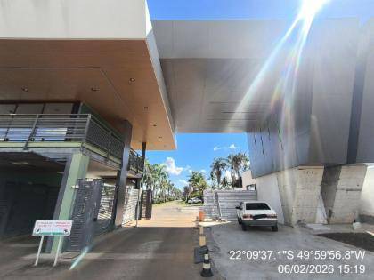 Casa à venda na Avenida Reynolpho Lisboa Junior - Marília/SP