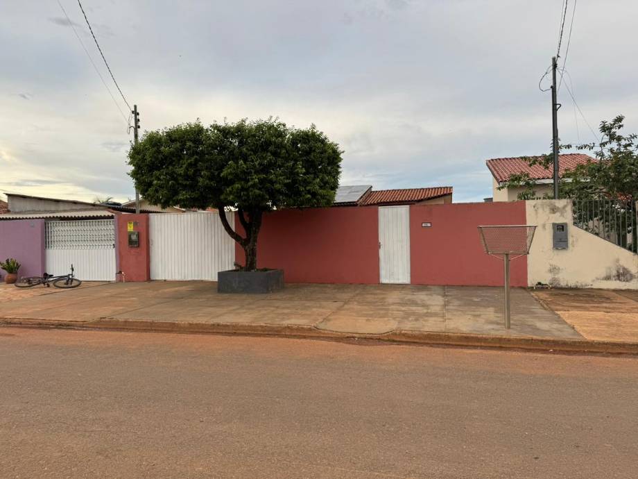 Casa à venda na Rua Do Garcas - Santo Antonio Do Leste/MT