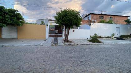 Casa à venda na Rua Manoel Nunes Filho - Caruaru/PE
