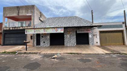 Prédio à venda na Rua Mariano Hernandes - Bauru/SP