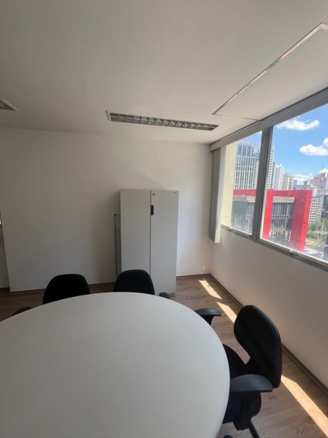 Lote 1 - Conjuntos Comerciais nº 606 e 607