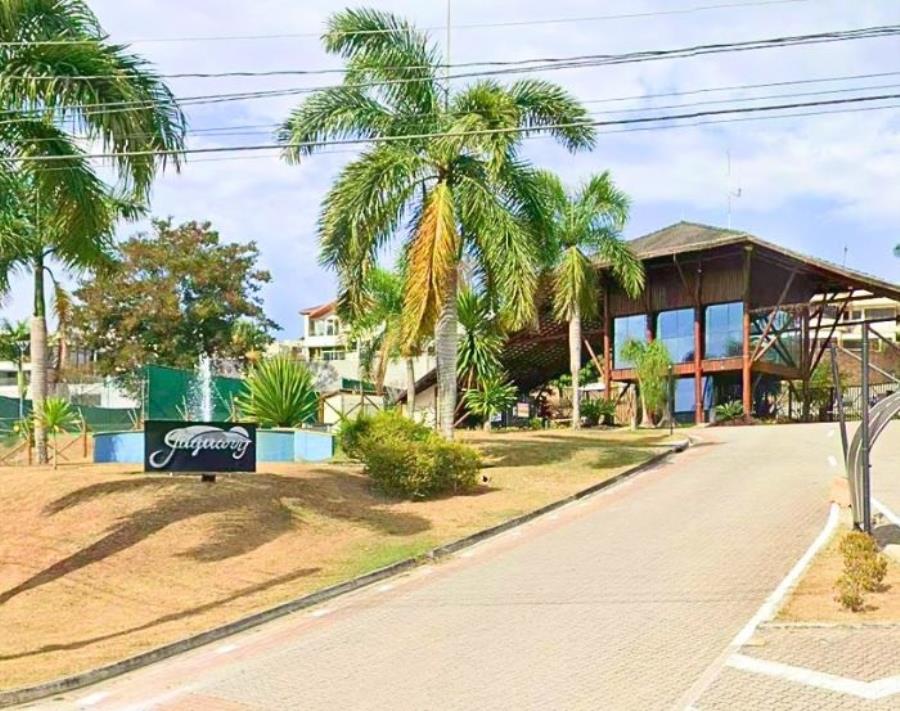 Imóveis comerciais e residenciais - banco santander - e393 - lote 11 - são josé dos campos - sp - res. jaguary - casa em condomínio